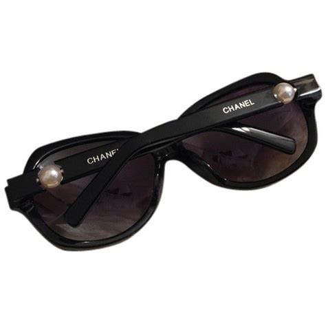 chanel sonnenbrille alte modelle|Chanel sunglasses with on side.